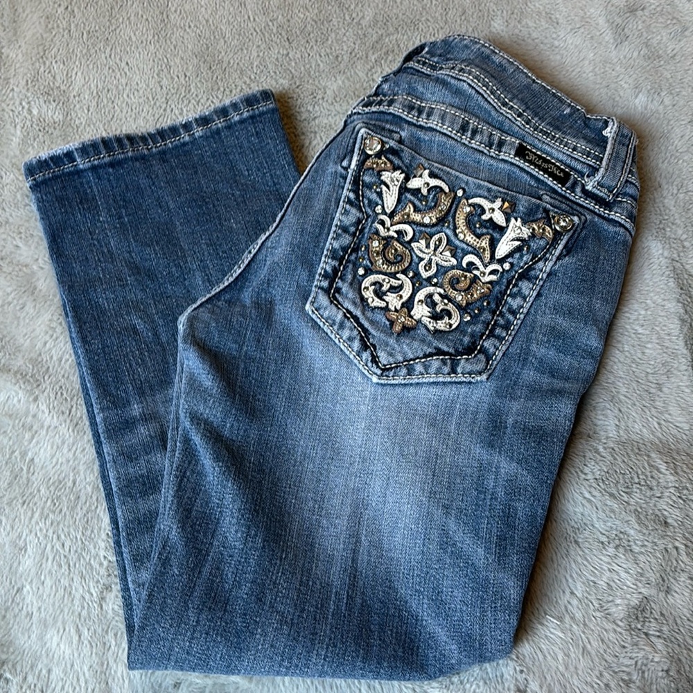 Miss Me cropped jeans size 27